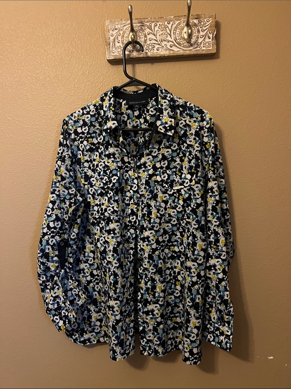 Women’s Floral Button-Up Shirt - Navy, White & Yellow /button tie back arms